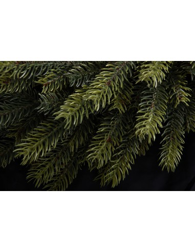 Tesiria kuuse pärg 100% PE