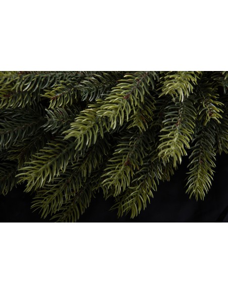 Tesiria kuuse pärg 100% PE